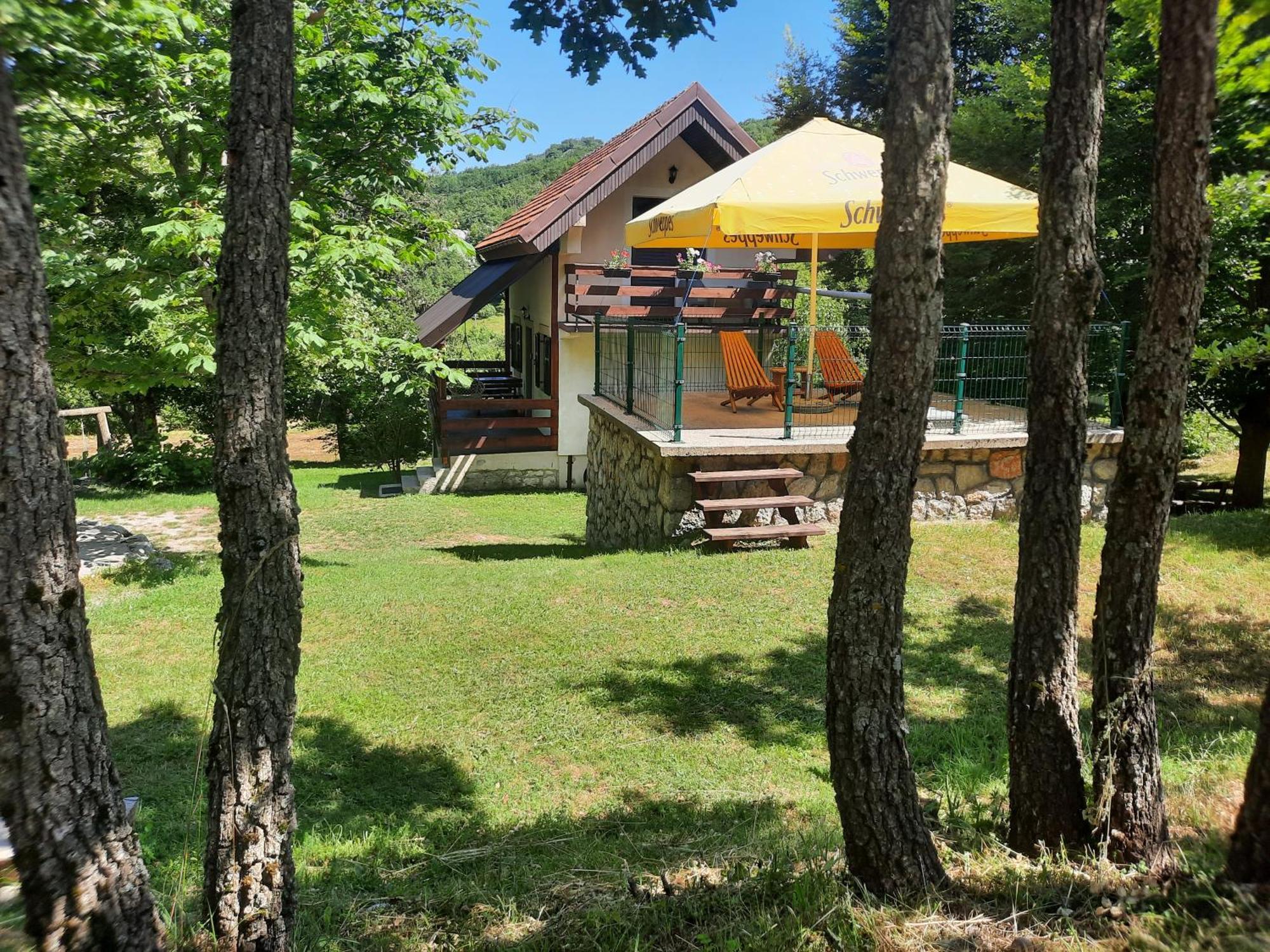 Villa Lovcen4Me Cetinje Esterno foto