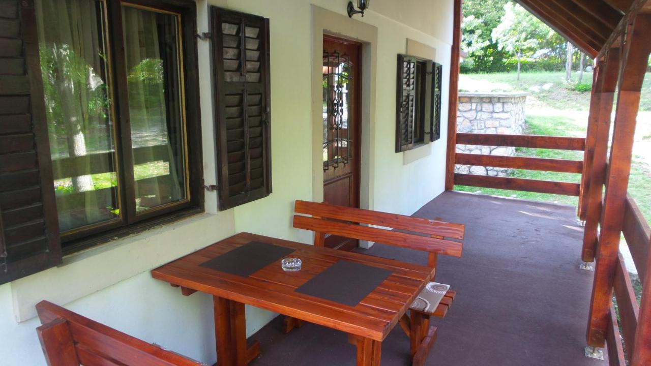 Villa Lovcen4Me Cetinje Esterno foto